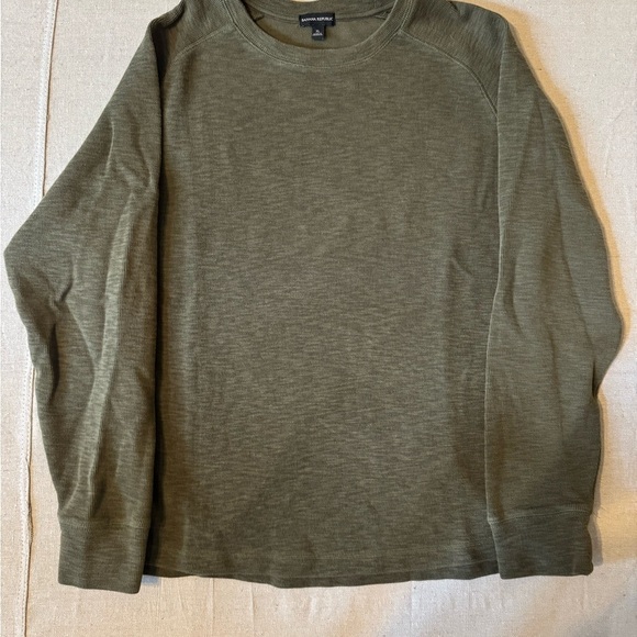 Banana Republic Other - Banana Republic Olive Green Crew Neck Knit Sweater